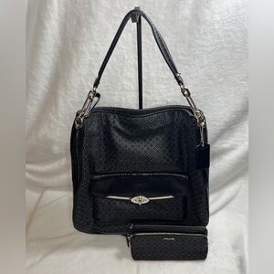 Coach Madison Black Needlepoint Op Art Signature Hobo with wallet EUC